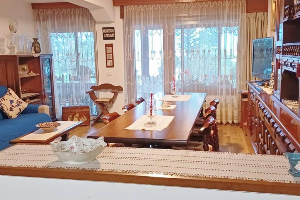 Brezza Marina - Appartamento In Villa Fronte Mare Trieste Luaran gambar