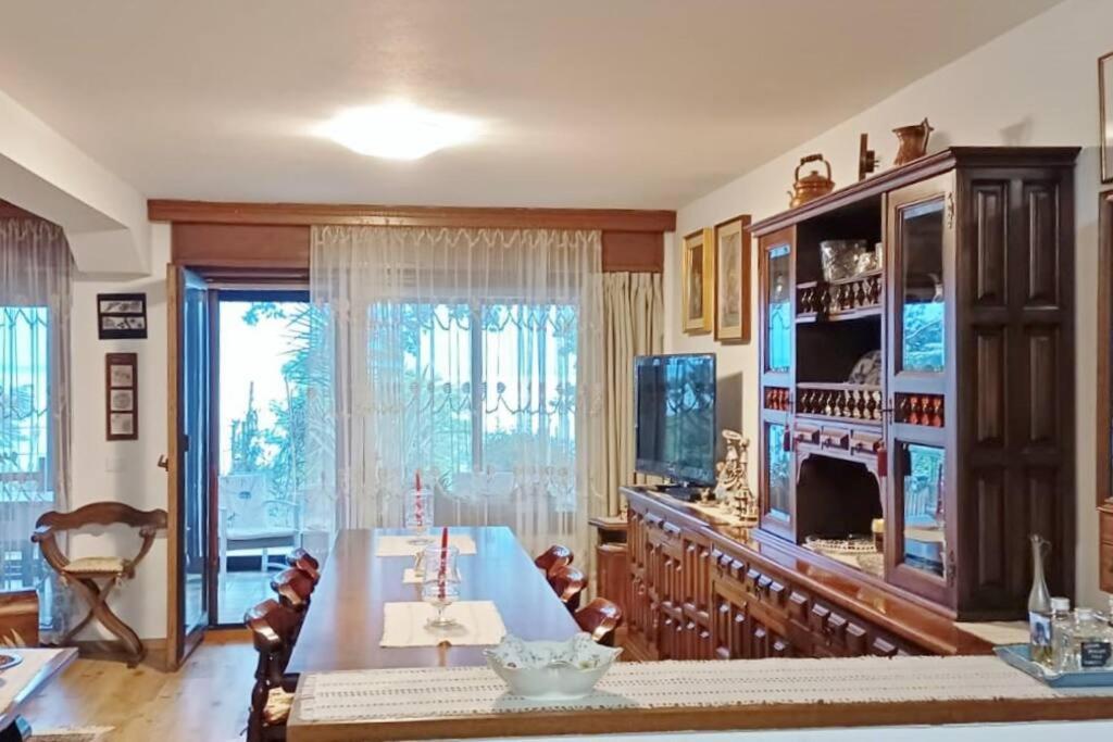 Brezza Marina - Appartamento In Villa Fronte Mare Trieste Luaran gambar